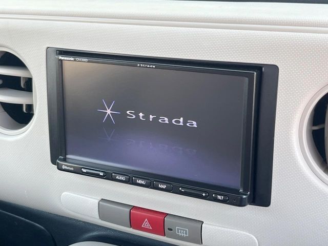 【ナビゲーション】目的地までしっかり案内してくれる使いやすいナビ。Bluetooth接続すればお持ちのスマホやMP3プレイヤーの音楽を再生可能！毎日の運転がさらに楽しくなります！！