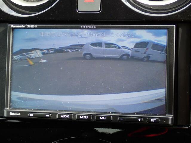 バックカメラを装備しております。駐車時に大変役立ちますよ♪運転が苦手な方の味方になってくれます。