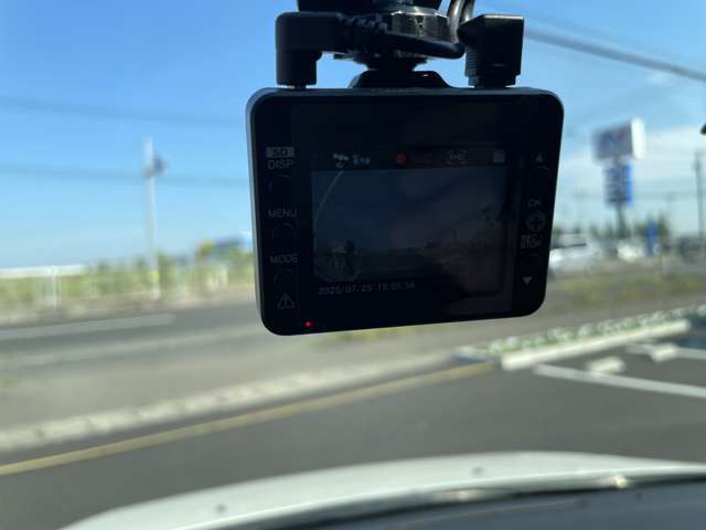 ユピテル製ドラレコ前後付☆　いざというときの早期解決お助けアイテム！　前後につけてあおり運転の防止にも♪　【無料電話】0078-6003-206896　【LINE　ID】07020337089で検索♪