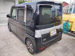 左側電動スライドドア