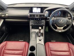 グループ総在庫数約30，000台！！全国の系列店からメーカー・車種問わずご紹介出来るので、あなたにピッタリのお車が見つかるはずです♪まずはお問い合わせ下さい☆