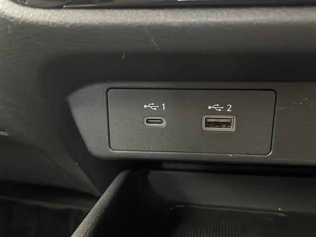 【スピードメーター】メーターがシンプルで見やすく運転しやすいですね！