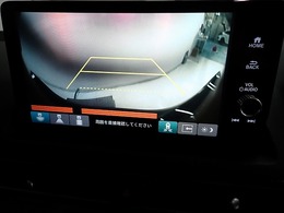 【リアカメラ】3パターンの映像表示で、後方確認をサポート！映像は『ノーマル』『広角』『真上』の3モードから選べます♪