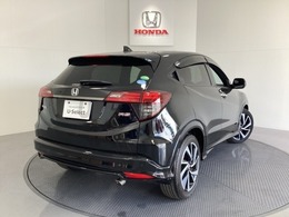 Honda認定中古車 U-Selectは3つの安心をお約束します。　1　Hondaのプロが整備した安心。 2　第三者機関がチェックした安心。　3　購入後もHondaが保証する安心。