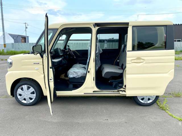 事故の際も保険の交渉から車の修理や代車の手配まで迅速に対応！保険のアドバイザーがカーライフに最適なプランをご提案します！