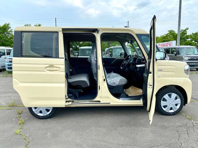 事故の際も保険の交渉から車の修理や代車の手配まで迅速に対応！保険のアドバイザーがカーライフに最適なプランをご提案します！
