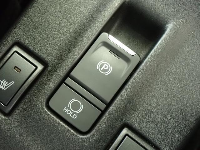 渋滞時の運転も快適！！ブレーキから足を離しても停車状態をキープする　ブレーキホールド機能搭載！！