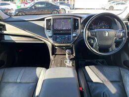 グループ総在庫数約30，000台！！全国の系列店からメーカー・車種問わずご紹介出来るので、あなたにピッタリのお車が見つかるはずです♪まずはお問い合わせ下さい☆