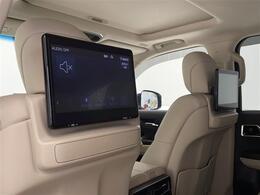 ◆【後部座席装備】シート背面ポケットや、ドリンクホルダー等、後席も充実した装備があります！！