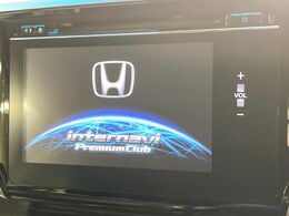 【メーカー純正ナビ】インテリアに溶け込むスタイリッシュな「専用設計」メーカーナビを装備♪視認性や操作性など基本性能にも優れ、より上質なカーライフをお楽しみいただけます。