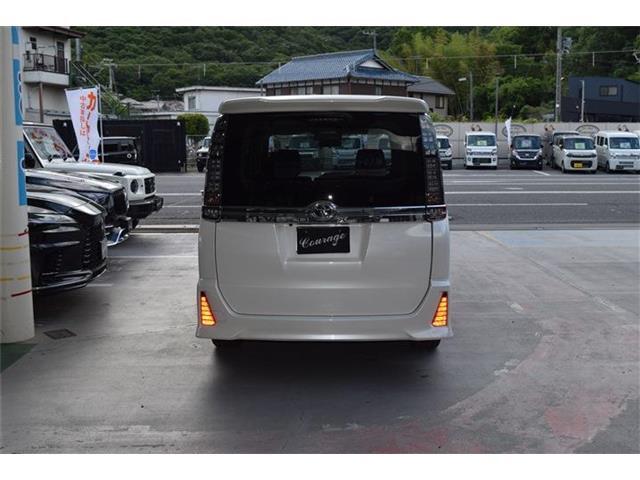 広い開口口荷物の搬入もラクラクです。