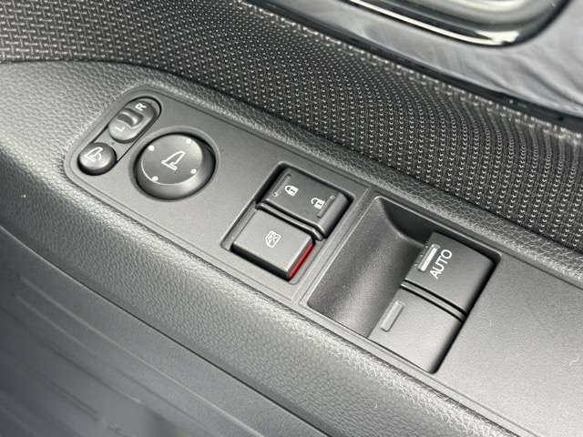 ★納車前に、当社の指定工場で納車前点検を行って納車しますので、安心してお乗りいただけます！もちろん、点検料は車両本体価格に含まれています！