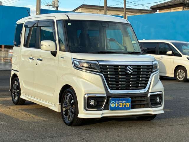 雹による凹みがありますが、その分価格がお買い求めやすくなっております。状態は担当営業までお申しつけ下さい。