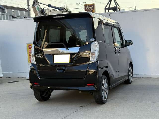 当社ではガソリンスタンドですので給油はもちろん日常点検や整備もできます！