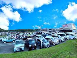 当店は福岡県宗像市にある、ホンダカーズ北九州グループの中古車店舗です！