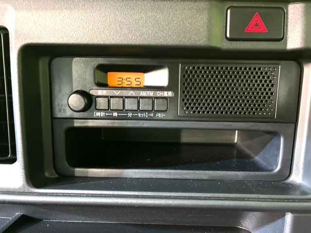 お好きな音楽を車内でお楽しみいただけます♪スピーカー交換・ウーハー追加などの音質向上や、最新ナビ・後席モニター等の取り付けも是非ご相談ください！