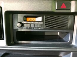 お好きな音楽を車内でお楽しみいただけます♪スピーカー交換・ウーハー追加などの音質向上や、最新ナビ・後席モニター等の取り付けも是非ご相談ください！