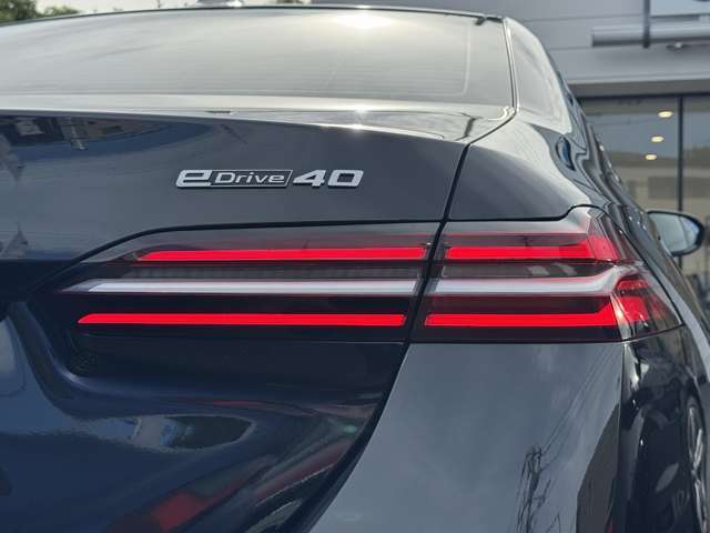 自動車保険も純正のクオリティを。BMWの正規ディーラーのみが取り扱い可能な、BMW専用自動車保険。専任のスタッフが皆様のカーライフを24時間365日サポート致します。