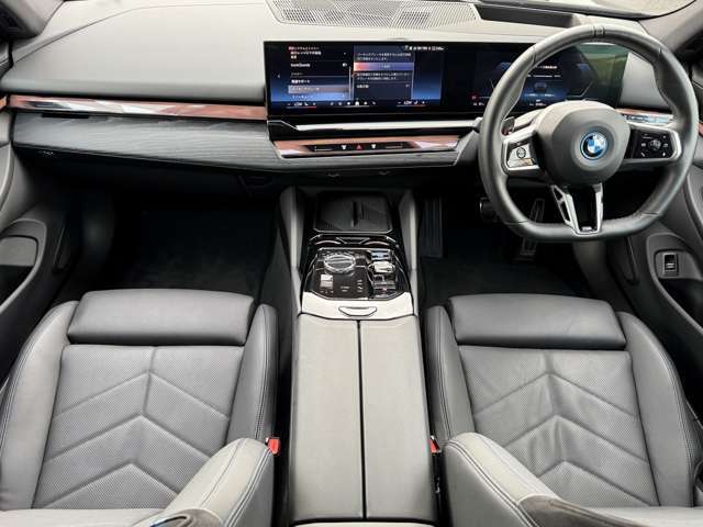 BMW Premium Selection 東名横浜/〒194-0004 東京都町田市鶴間5-18-1/TEL：042-788-8022