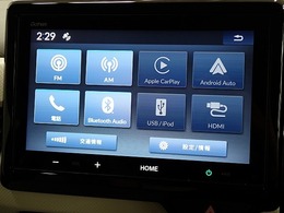 ディスプレイオーディオ付！ラジオや外部入力などオーディオ機能は充実しています。