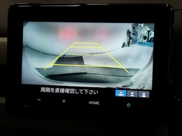 【リアカメラ】3パターンの映像表示で、後方確認をサポート！映像は『ノーマル』『広角』『真上』の3モードから選べます♪