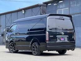 ☆アルパイン製　BIG―X　11型SDナビ　☆アルパイン製　後席フリップダウンモニター　☆DVD　☆フルセグTV　☆ブルートゥース　☆Bカメラ　☆ベッドキット　☆エンスタ　☆純正デジタルインナーミラー