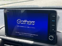 【純正ナビ】人気の純正ナビを装備。オーディオ機能も充実しており、Bluetooth接続すればお持ちのスマホやMP3プレイヤーの音楽を再生可能！毎日の運転がさらに楽しくなります！！