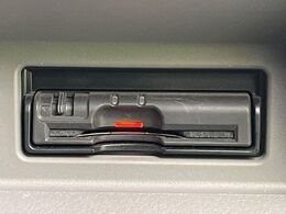 【ETC】高速道路の料金所をストレスなく通過！話題のスポットやサービスエリアに多い「スマートIC」利用時は必須のアイテムです。当店でセットアップを実施、ご納車当日からすぐにご利用いただけます！