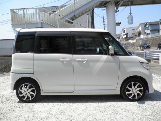 車検整備2年付き！支払総額42万円！ナビフルセグ　Bカメラ　ドラレコ　ETC　AUX　USB　パワスラ　禁煙車　内外装綺麗な車両なので一度ご覧ください！
