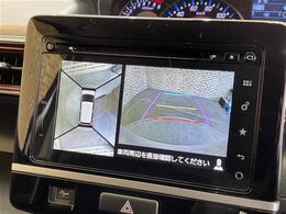 【全周囲カメラ】上から見下ろしたように駐車が可能です。安心して縦列駐車も可能です♪