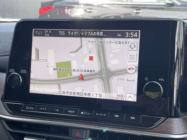 ☆　【純正ナビ】人気の純正ナビを装備しております。ナビの使いやすさはもちろん、オーディオ機能も充実！キャンプや旅行はもちろん、通勤や買い物など普段のドライブも楽しくなりますね　☆