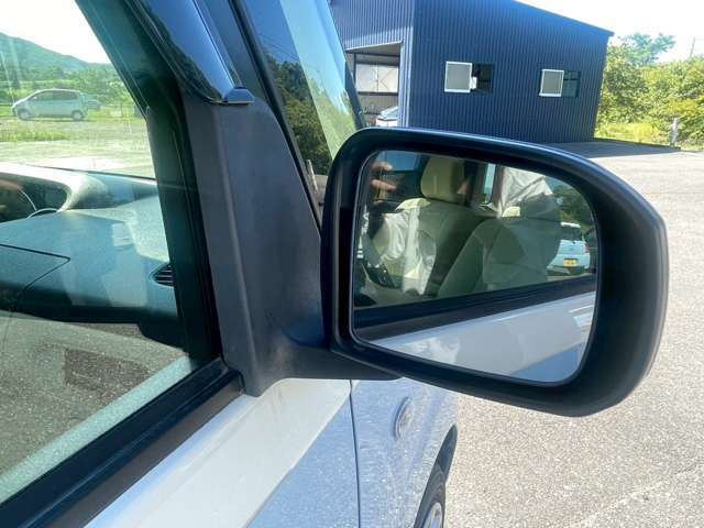 万が一の場合でも安心！積載車、塗装ブースも完備しております。大切なお車の事なら当店にお任せください☆