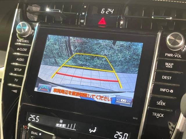 【バックカメラ】駐車時に後方がリアルタイム映像で確認できます。大型商業施設や立体駐車場での駐車時や、夜間のバック時に大活躍！運転スキルに関わらず、今や必須となった装備のひとつです！