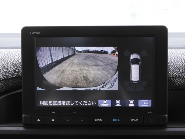◆バックカメラ◆リバースにするだけで映ります、後方の安全確認や、狭い駐車場での車庫入れ、雨の日や夜間など視界の悪い時に便利です！安全にバックする為には欠かせない装備です。