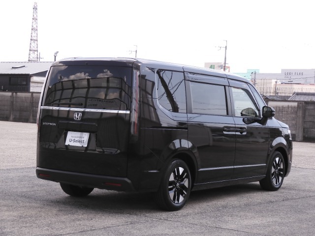 お立ち寄りいただく際は、事前にご連絡をお願いします。お目当てのお車が商談中や売約となることもございます。ご確認いただいてから、お立ち寄りください。