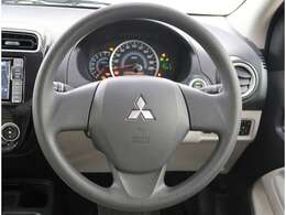 純正ステアリングホイールです