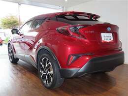 当店はトヨタ正規ディーラーとして高品質な中古車を多数取り揃えております。見て、触って、納得いく一台をぜひ見つけてください！