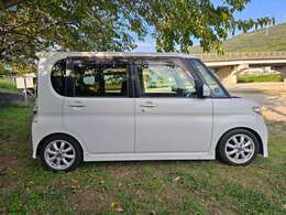 エンジンショートブロック施行済　ラジエター対策済　CVTフィルター交換済　ウォーターポンプ/サーモ交換済　ローダウン　HKSマフラー　ブリッツ製エアクリ　オイル消費無し　ダイハツ純正ミニライト　ETC