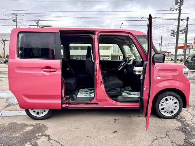 事故の際も保険の交渉から車の修理や代車の手配まで迅速に対応！保険のアドバイザーがカーライフに最適なプランをご提案します！