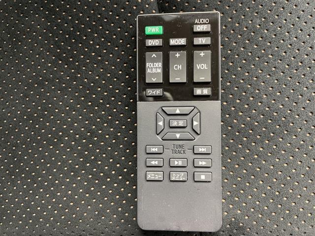 【付属品】このクルマ限定で使える装備品が付いています！使い方などはぜひ実際に店舗にお越しいただき、専門スタッフにお尋ねください！