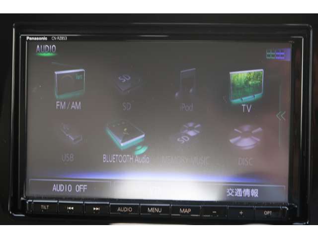 地デジ/DVD/CD/FM/AMラジオ装備で見た目もすっきり☆