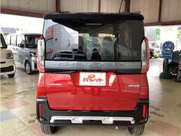 レッカーサービスも行っておりますのでいざという時も安心です。また任意保険も各社取扱いしております。