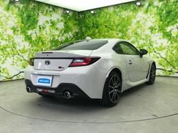 全国に店舗を展開しているのでどこでもお取り寄せが可能です！この車が気になるけど遠方だから・・・と諦める必要はありません！※別途陸送費が必要です。