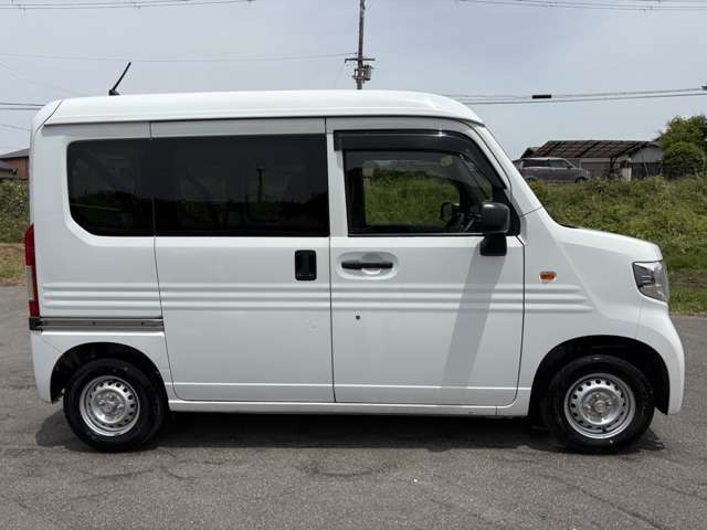【仕入れプロが拘り抜いた車両】当店の展示車両はメーターの改ざん、修復歴の不当表示は一切ございません。KS-SELECTION　堺泉北店　0723ー49ー7124お気軽にお電話お待ちしております♪
