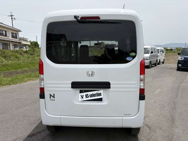 【仕入れプロが拘り抜いた車両】当店の展示車両はメーターの改ざん、修復歴の不当表示は一切ございません。KS-SELECTION　堺泉北店　0723ー49ー7124お気軽にお電話お待ちしております♪