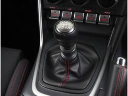 6速マニュアル車！