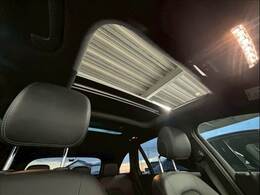 【サンルーフ】人気メーカーオプション。開放感溢れる車内を演出します☆