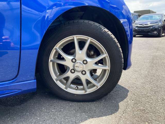 車両について詳しくなくてもご安心ください！スタッフが丁寧にご質問にお答えします！