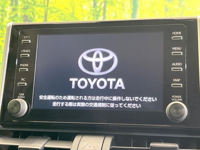 【8インチ　ディスプレイオーディオ】大画面ディスプレイへお持ちのスマートフォンと連携して、ナビやbluetoothでの音楽再生が可能です♪デザインはもちろん操作性も良好！別途ナビ機能の取付可能です♪