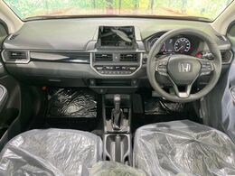 グループ総在庫数約30，000台！！全国の系列店からメーカー・車種問わずご紹介出来るので、あなたにピッタリのお車が見つかるはずです♪まずはお問い合わせ下さい☆